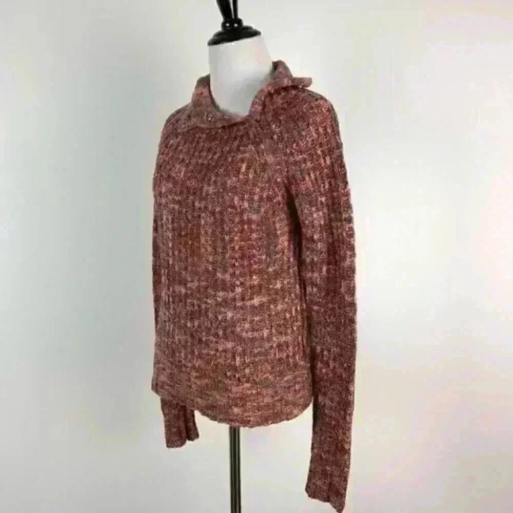Bdg urban outfitters sweater size SP 40% wool